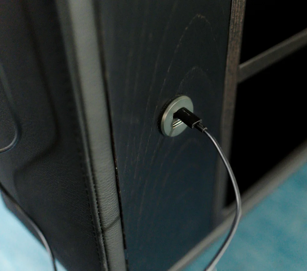 Usb polnilec detail 2